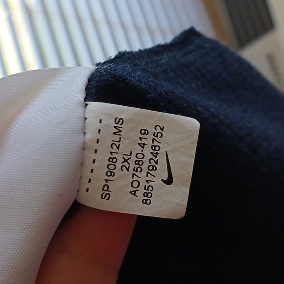 Men's Nike XXL blue lightweight Tshirt - Picture 3 of 7